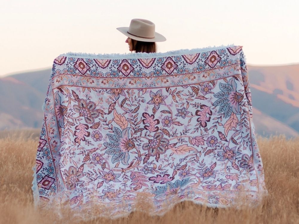 boho-picnic-rugs-australia-18_9d1d1d35-172b-4fe0-b406-4f3b2d7bdff6.jpg