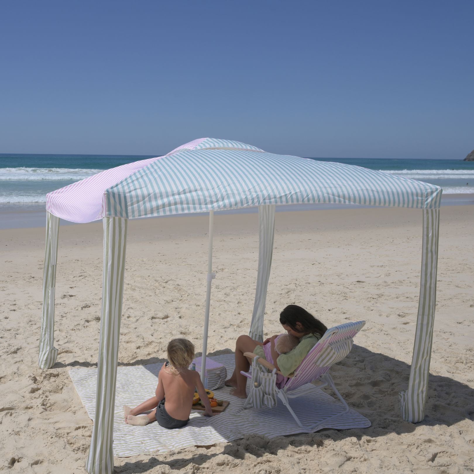 Cove Splice Beach Cabana