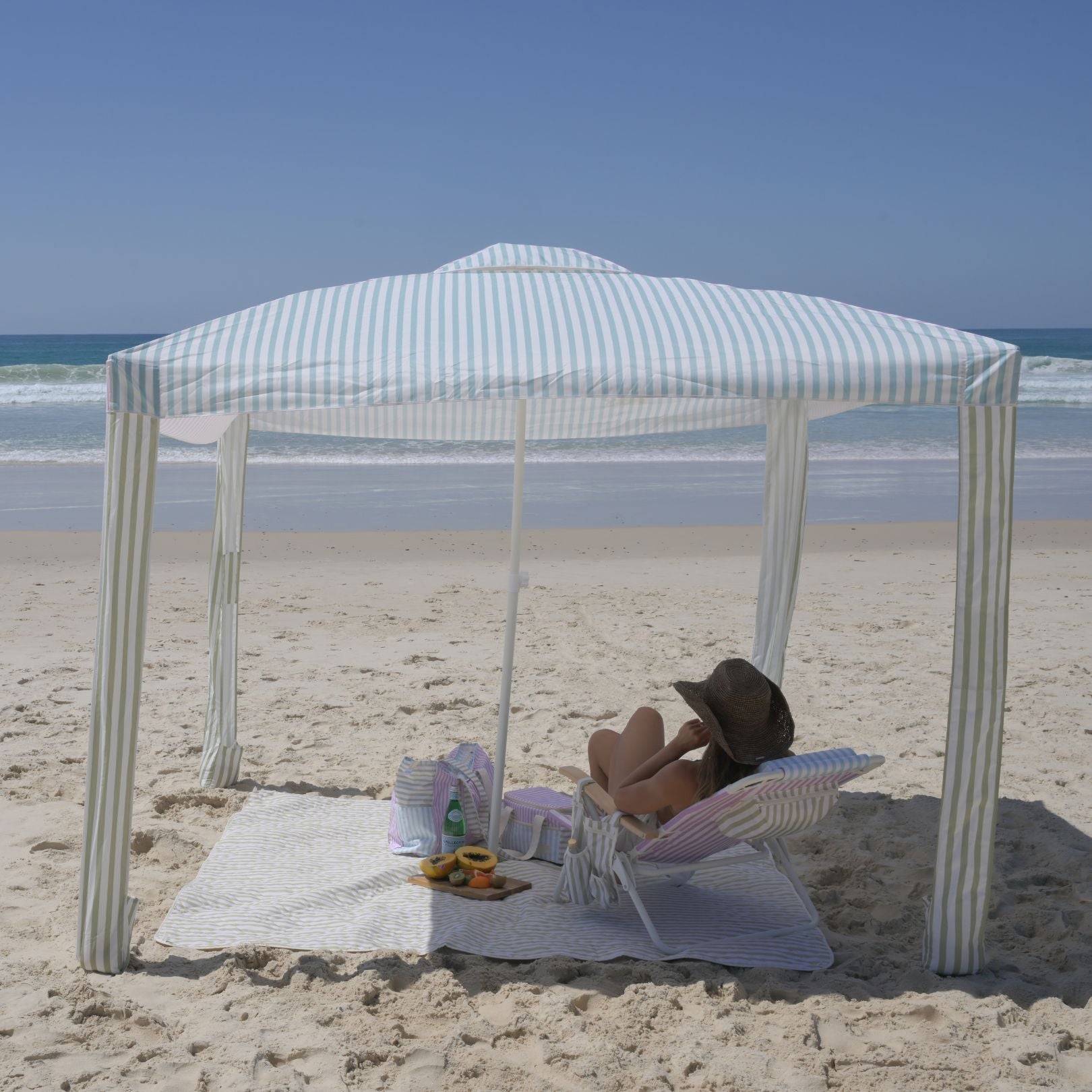 Cove Splice Beach Cabana