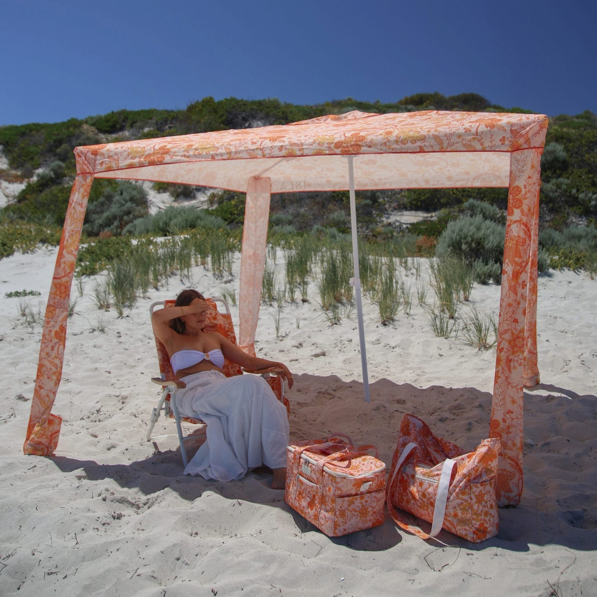 Del Sol Beach Cabana