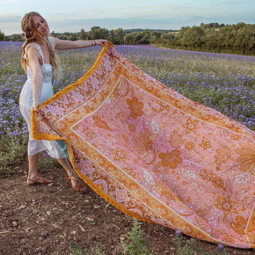 del-sol-picnic-rug-1.jpg