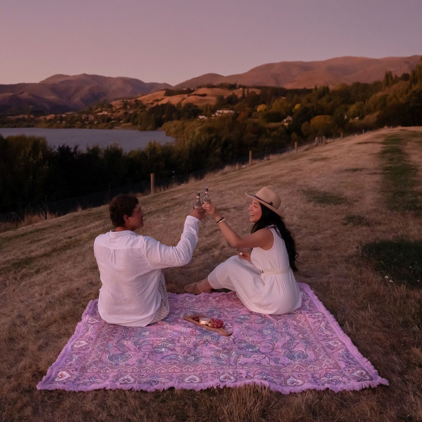 Dusk Woven Picnic Rug XL