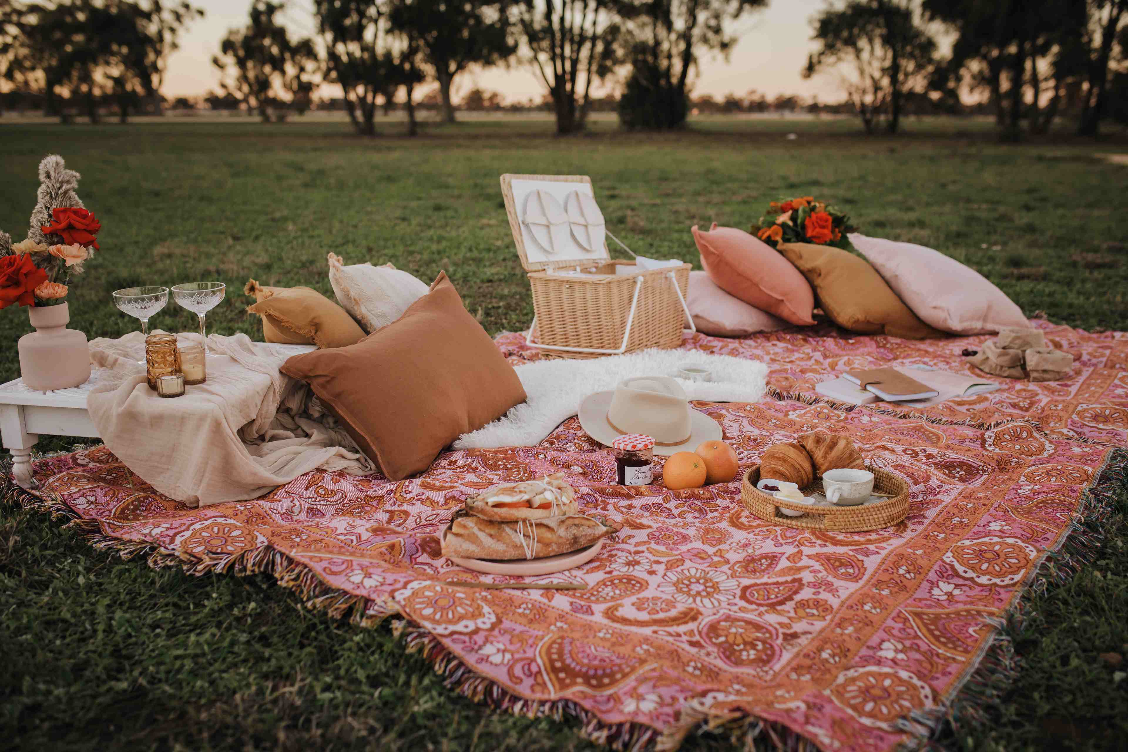 How To Host The Ultimate Boho Picnic Soiree – ISLA Label Australia